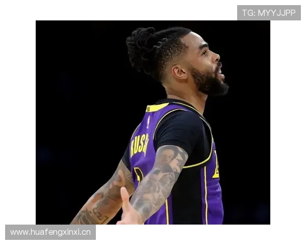 刷到拉塞尔·韦斯特布鲁克最新街拍，朋友：我这月房租都不够他一双鞋