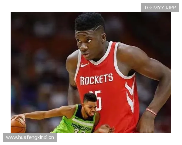 篮球比赛中球卡篮筐如何处理？详解NBA相关规则判罚